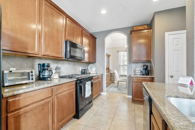 62 W Lasting Spring Circle, The Woodlands, TX 77389