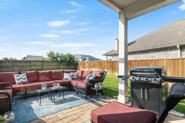 62 W Lasting Spring Circle, The Woodlands, TX 77389