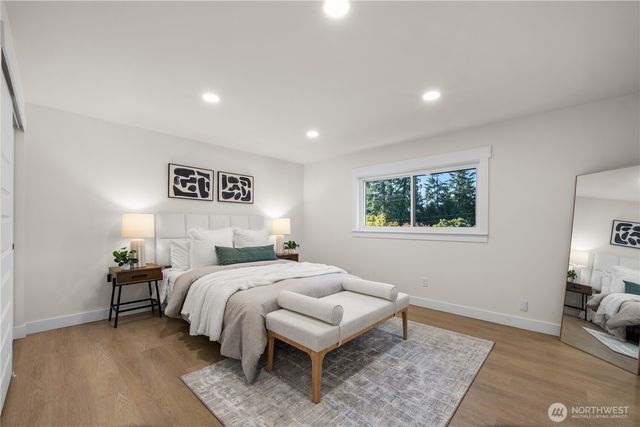 529 S 302nd Street, Federal Way, WA 98003