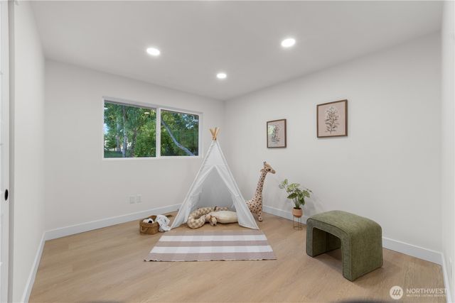 529 S 302nd Street, Federal Way, WA 98003