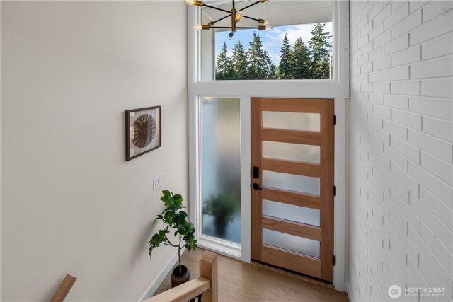 529 S 302nd Street, Federal Way, WA 98003