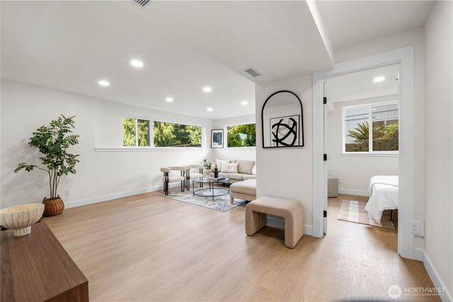 529 S 302nd Street, Federal Way, WA 98003