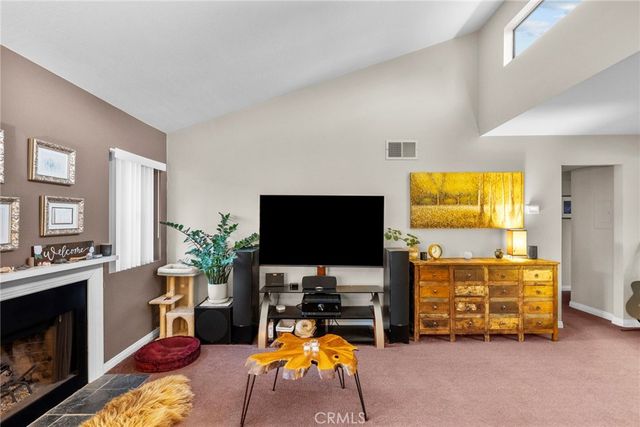 6490 Twin Circle, Simi Valley, CA 93063