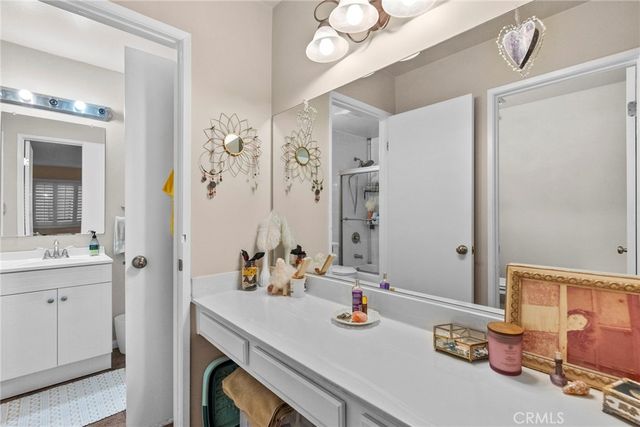 6490 Twin Circle, Simi Valley, CA 93063