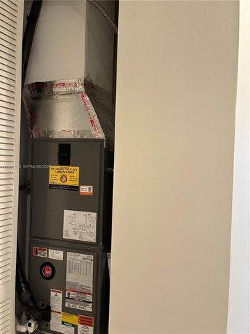 2757 Center Ct Dr 1-20, Weston, FL 33332