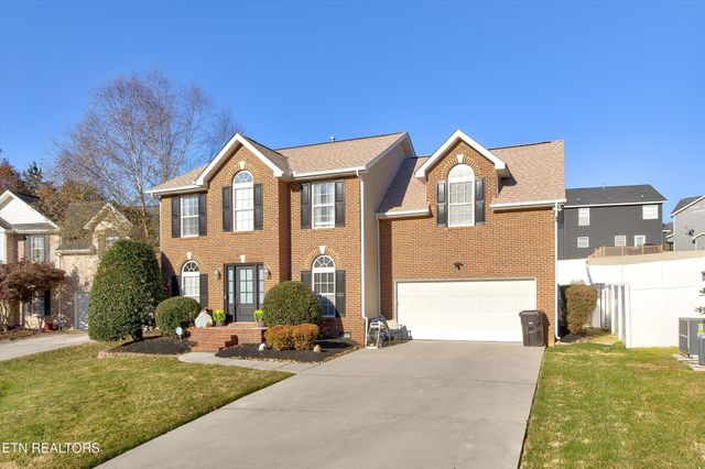 3109 Champions Trail Lane, Knoxville, TN 37931