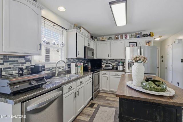 3109 Champions Trail Lane, Knoxville, TN 37931