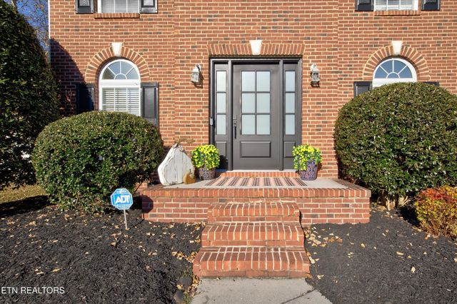 3109 Champions Trail Lane, Knoxville, TN 37931