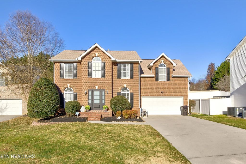 3109 Champions Trail Lane, Knoxville, TN 37931