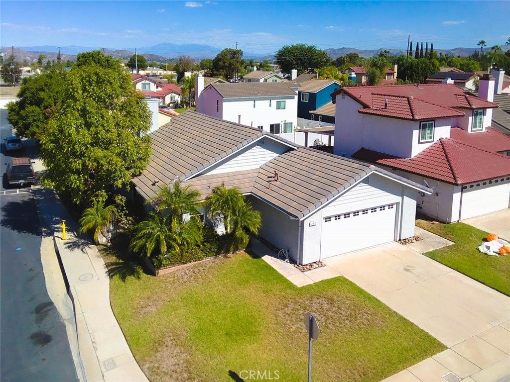 1417 Fox Run, Corona, CA 92882 — photo 2
