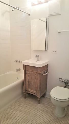 432 W Belmont Avenue 102, Chicago, IL 60657