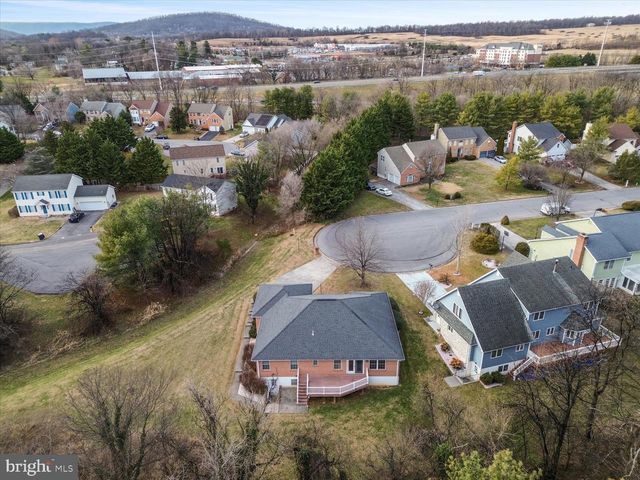 436 WESTSIDE STATION DR, Winchester, VA 22601