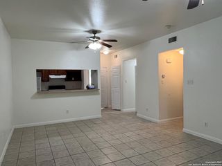 521 Dukeway Apt 1, Universal City, TX 78148