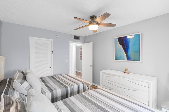 1032 Ventnor H Crescent H, Deerfield Beach, FL 33442