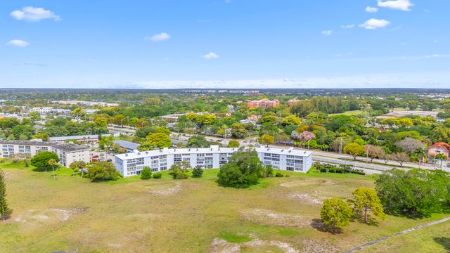 1032 Ventnor H Crescent H, Deerfield Beach, FL 33442