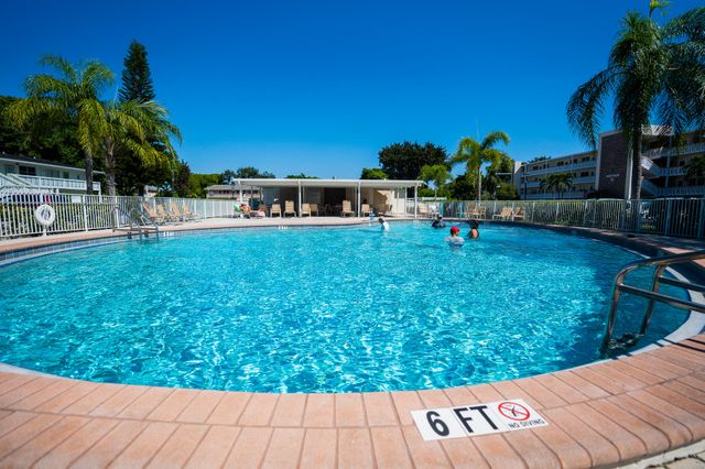 1032 Ventnor H Crescent H, Deerfield Beach, FL 33442