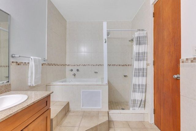 180 PALMAS DR HARBOUR LAKES 44B, Humacao, PR 00791