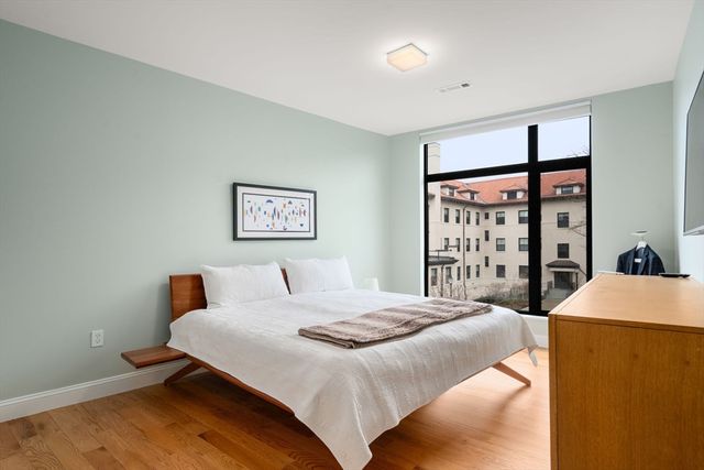 191 Washington Street 518, Boston, MA 02135