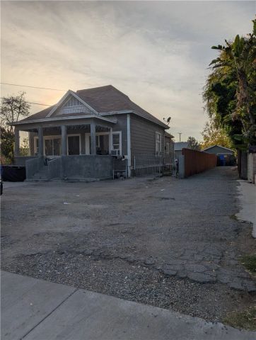 726 N Arrowhead Avenue, San Bernardino, CA 92401
