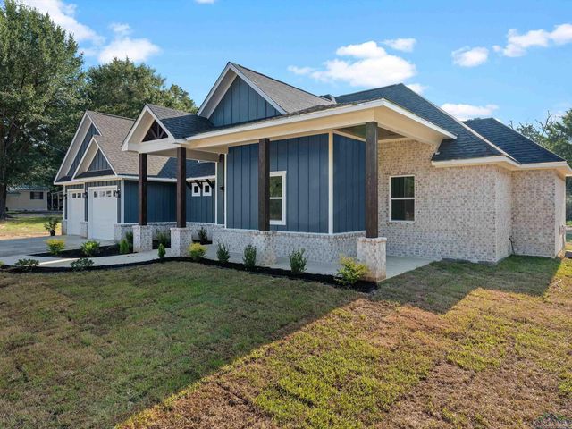 1077 Elderberry Rd, Gilmer, TX 75644