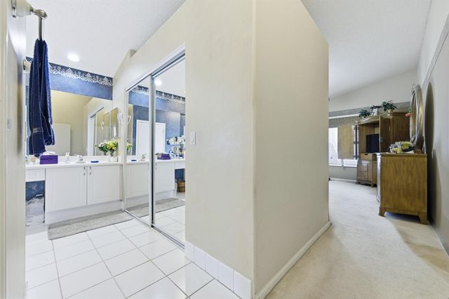 5317 Oakmont Village Circle, Lake Worth, FL 33463