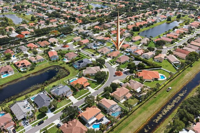5317 Oakmont Village Circle, Lake Worth, FL 33463
