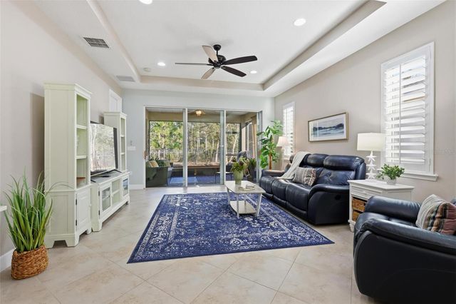 1361 HAYTON AVENUE, Deland, FL 32724