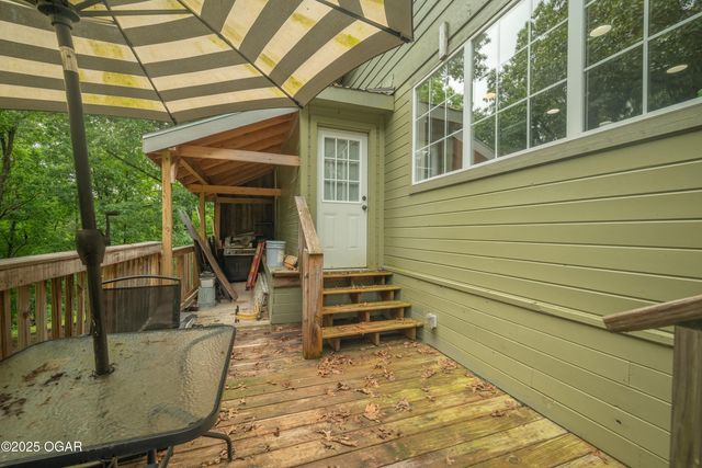 80 Pleasant Ridge Road, Pineville, MO 64856