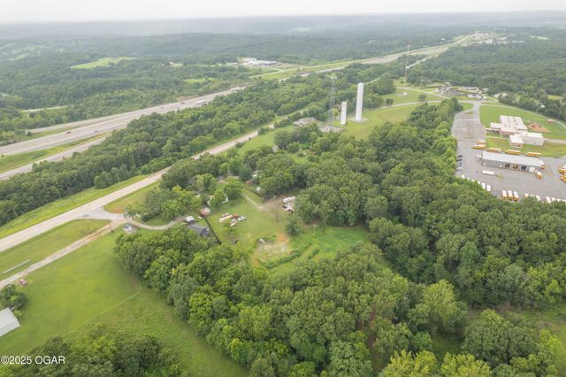 80 Pleasant Ridge Road, Pineville, MO 64856