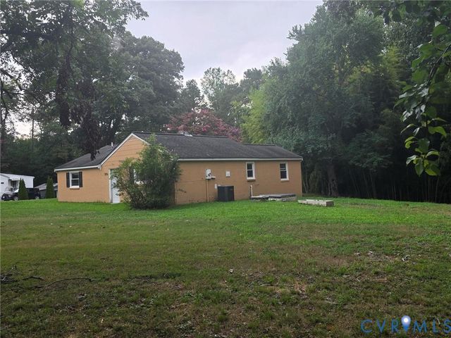 5176 Sandy Valley Rd, Mechanicsville, VA 23111