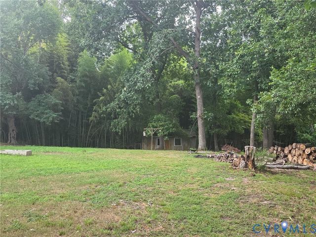 5176 Sandy Valley Rd, Mechanicsville, VA 23111