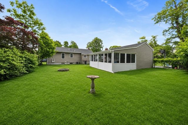 39 Woodard Ave, Brockton, MA 02301