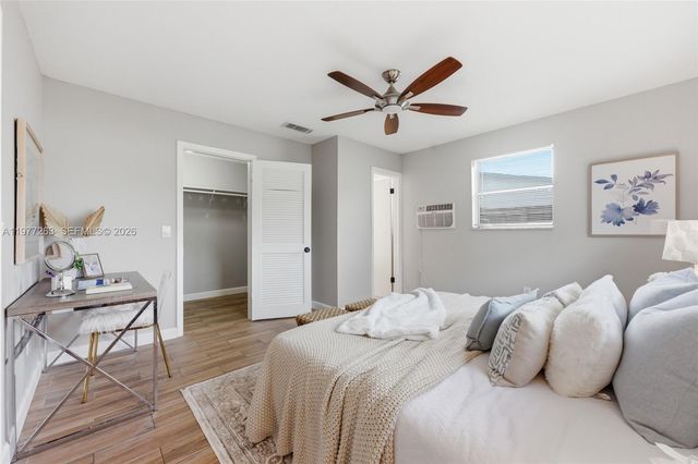 3501 NW 17th Ter, Oakland Park, FL 33309