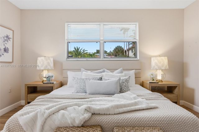 3501 NW 17th Ter, Oakland Park, FL 33309