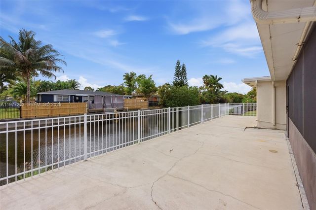 3501 NW 17th Ter, Oakland Park, FL 33309