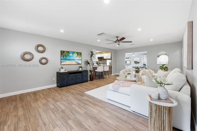 3501 NW 17th Ter, Oakland Park, FL 33309