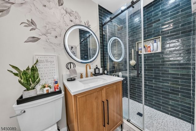 409 Madison Ave, Monroe Twp., NJ 08831