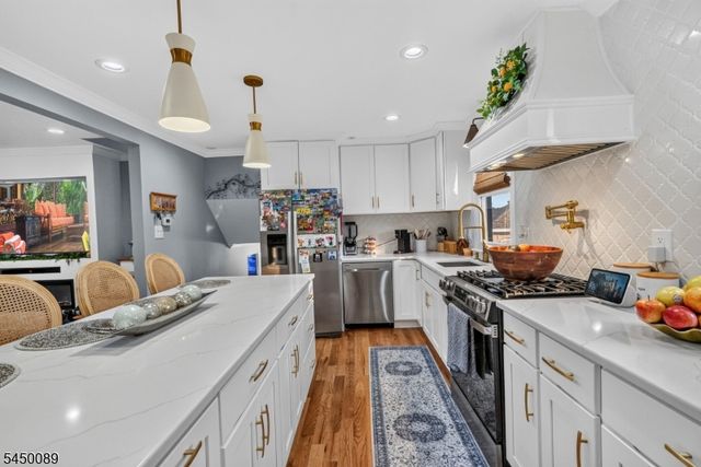 409 Madison Ave, Monroe Twp., NJ 08831