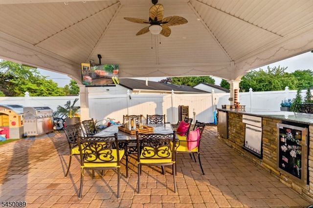 409 Madison Ave, Monroe Twp., NJ 08831