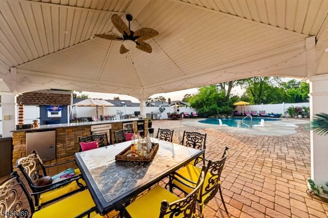 409 Madison Ave, Monroe Twp., NJ 08831
