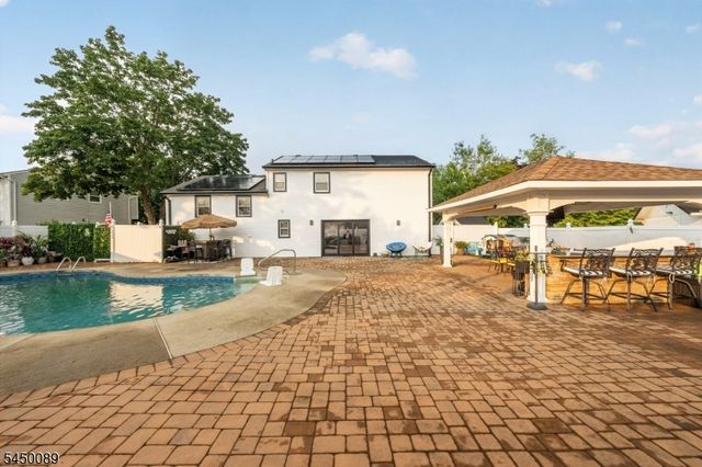 409 Madison Ave, Monroe Twp., NJ 08831