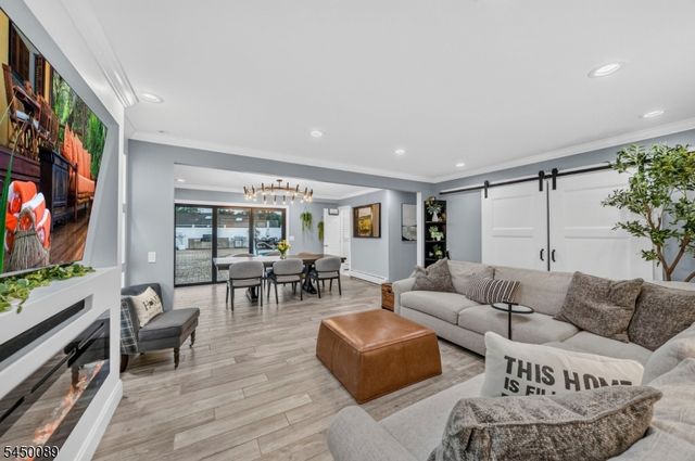409 Madison Ave, Monroe Twp., NJ 08831