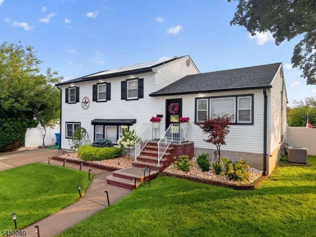 409 Madison Ave, Monroe Twp., NJ 08831