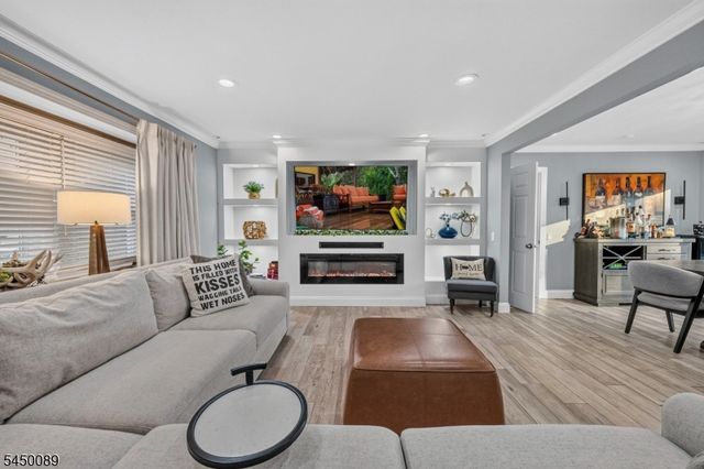 409 Madison Ave, Monroe Twp., NJ 08831