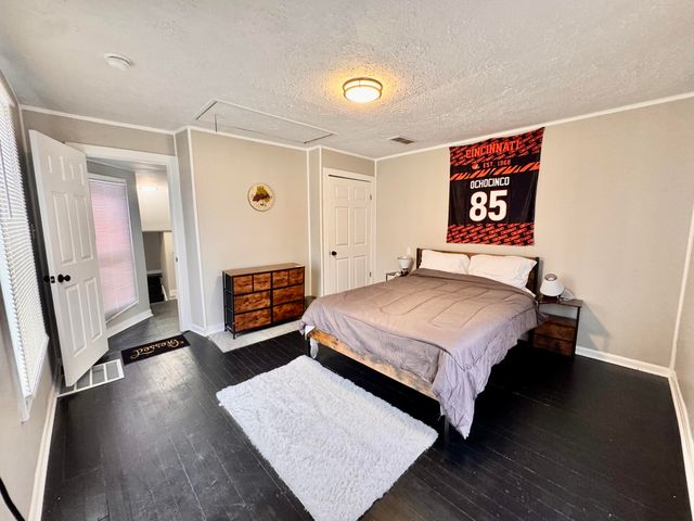 25 Clay Street, Erlanger, KY 41018