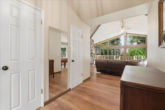 6775 Ridgeway Dr, Pollock Pines, CA 95726
