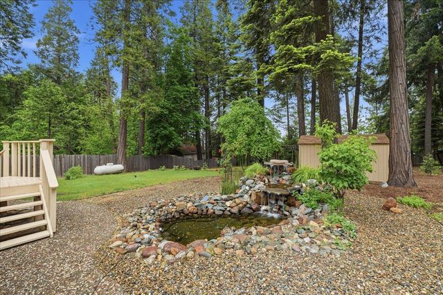 6775 Ridgeway Dr, Pollock Pines, CA 95726