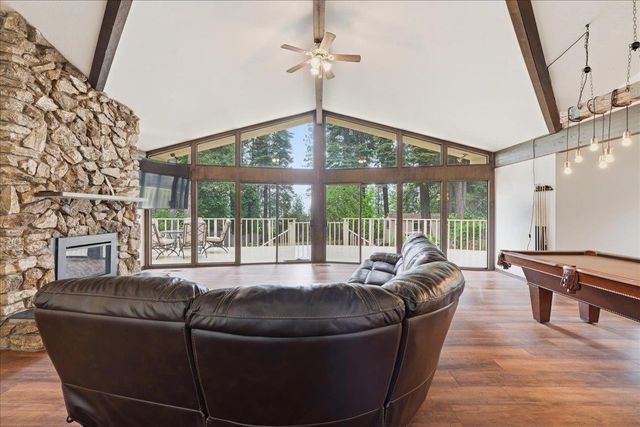 6775 Ridgeway Dr, Pollock Pines, CA 95726