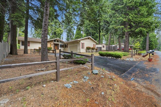 6775 Ridgeway Dr, Pollock Pines, CA 95726