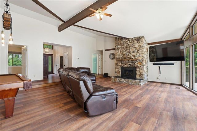 6775 Ridgeway Dr, Pollock Pines, CA 95726